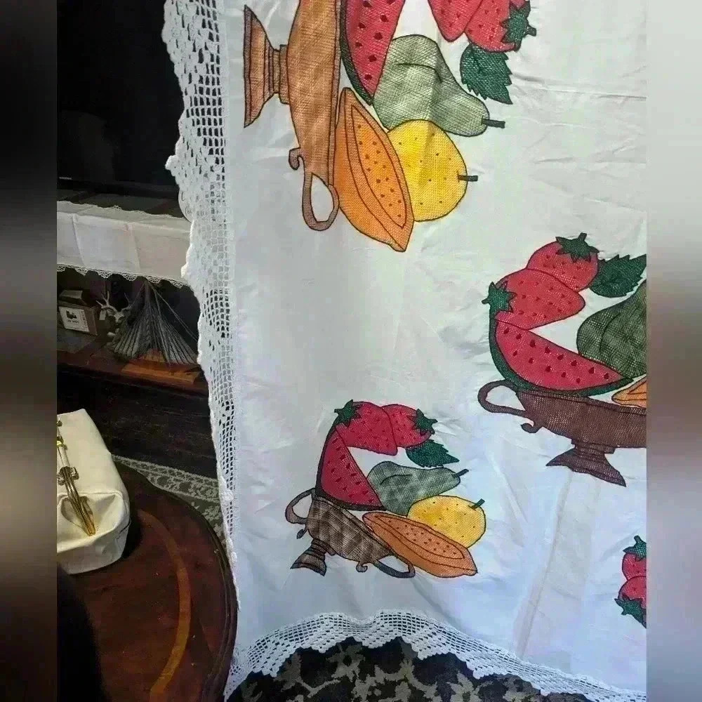 Tablet linens - Picture 8 of 8